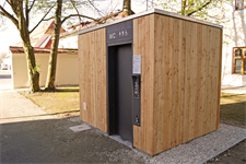 Automatik-Toilette im Konventgarten Braunau-Ranshofen